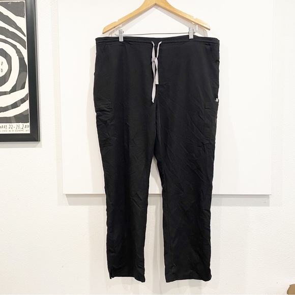 Figs Pants & Jumpsuits Figs Technical Collection Straight Leg Scrub